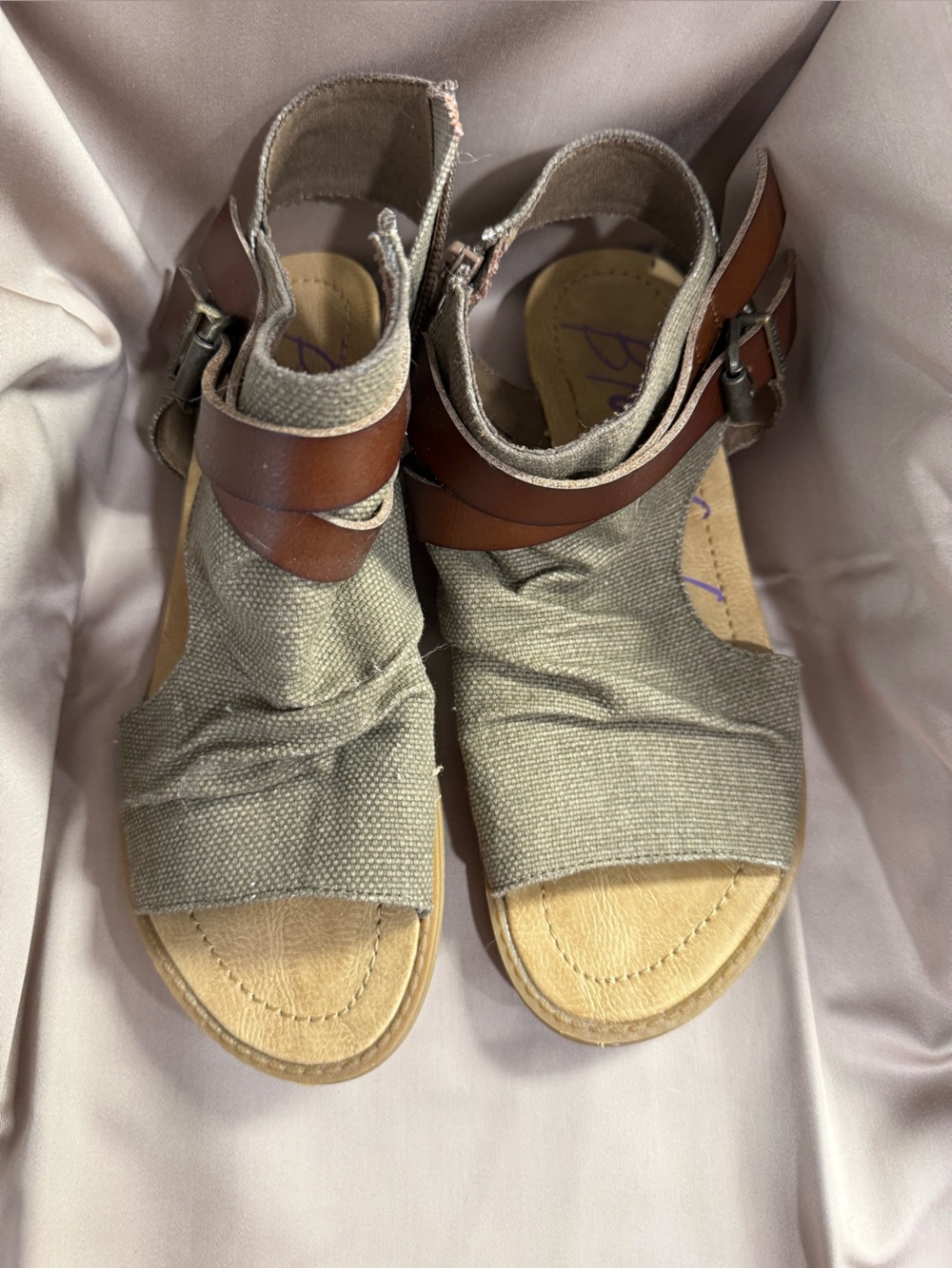Blowfish Women's Tan Canvas and Brown Strap Sandals